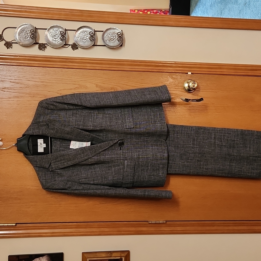 Suit